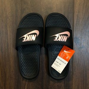 Nike Black slides